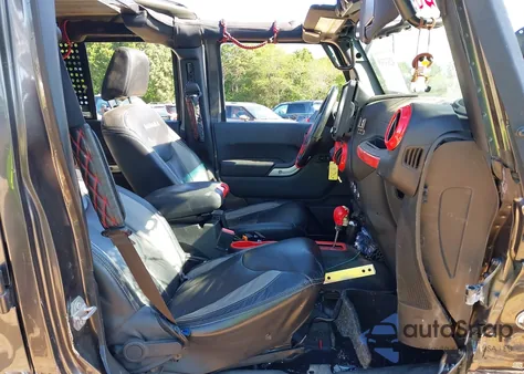 2016 Jeep Wrangler Unlimited Sahara from USA, damaged, VIN 1C4BJWEG3GL304494